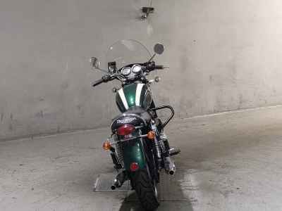 Triumph Bonneville T100 2010