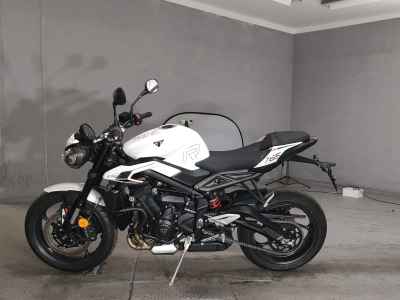 Triumph Street Triple R 2025