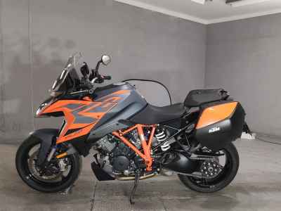KTM 1290 Super Duke GT 2024