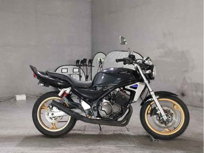 Kawasaki Balius ZR250