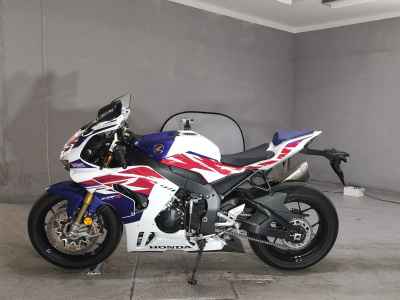 Honda CBR1000RR SP 2023