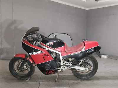 Suzuki GSX-R400