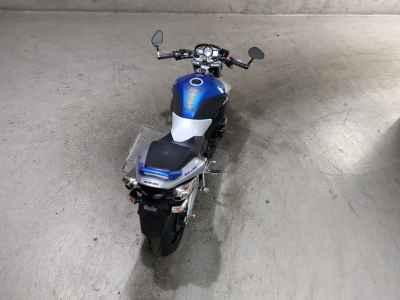 Suzuki GSR400