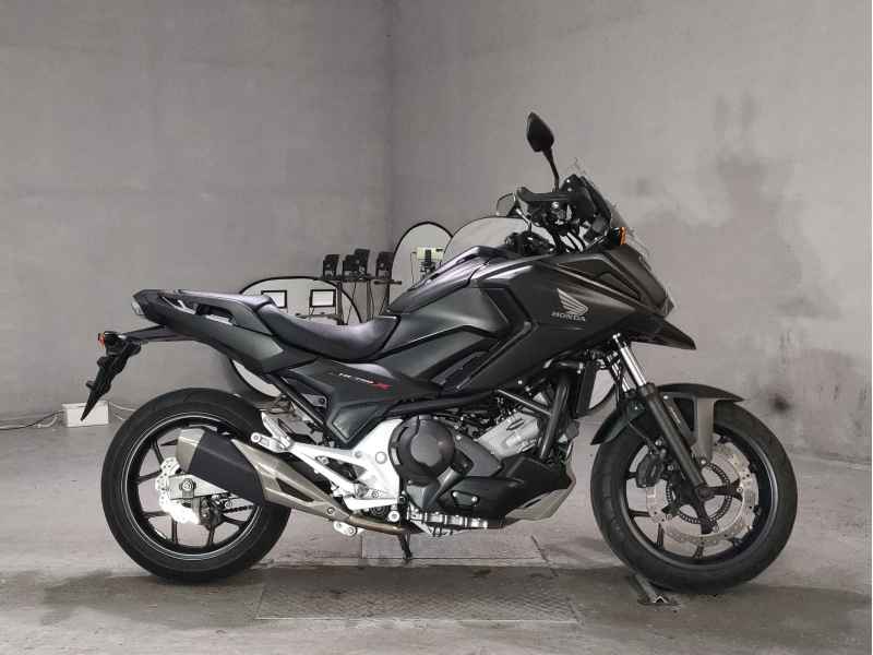 Honda NC750X DCT 2017