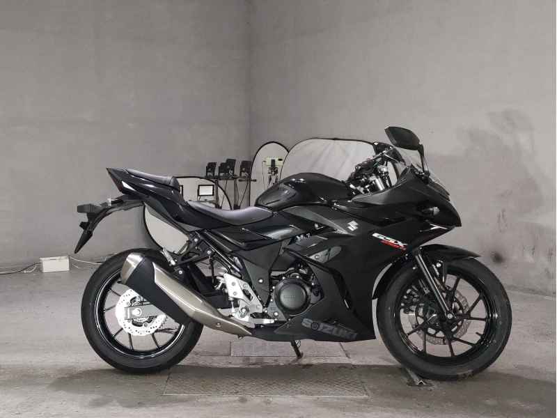 Suzuki GSX250R