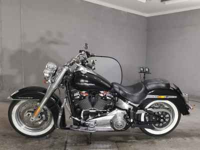 Harley-Davidson FLDE1750