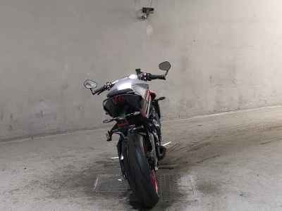 Triumph Street Triple 765R 2026