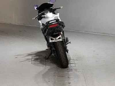 Kawasaki Ninja 400R 2013
