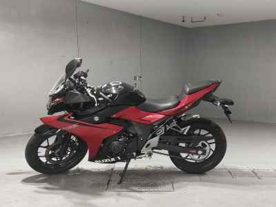Suzuki GSX250R