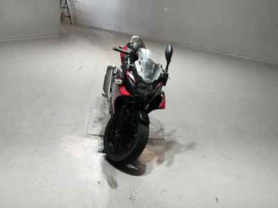 Suzuki GSX250R