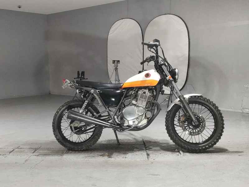 Suzuki GrassTracker