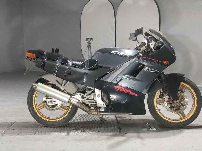 Honda CBR250R