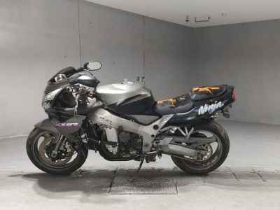 Kawasaki Ninja ZX-9R