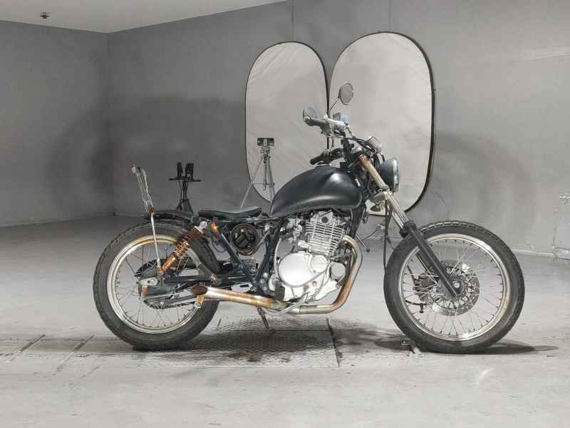 Suzuki GrassTracker