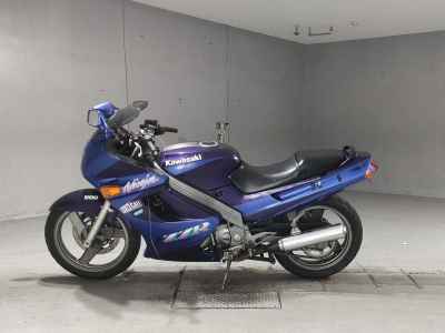 Kawasaki ZZR250