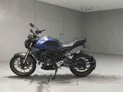 Honda CB250R 2019