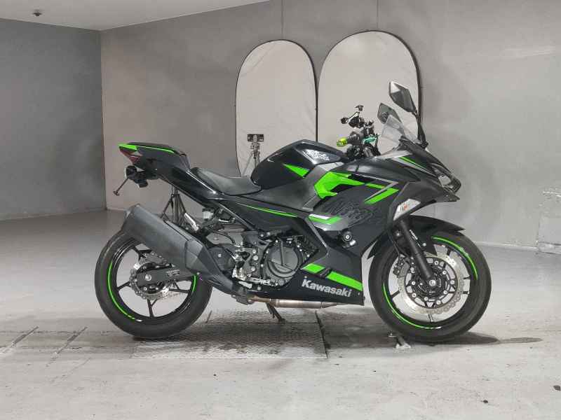 Kawasaki Ninja 400 2018
