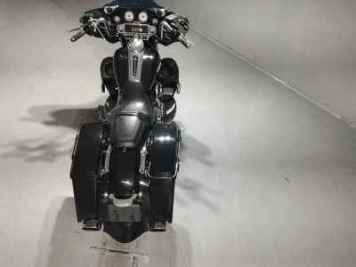 Harley-Davidson FLHX 1690 2013