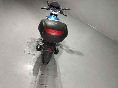 Suzuki GSR250