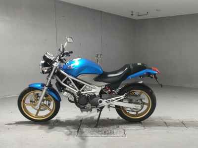 Honda VTR250 2011