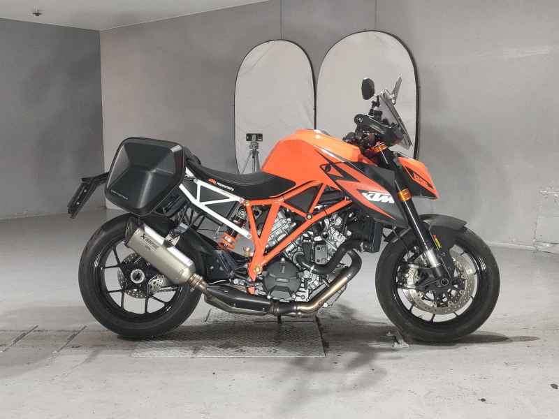 KTM 1290 Super Duke R 2015