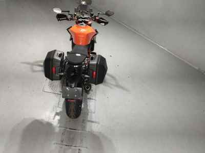 KTM 1290 Super Duke R 2015