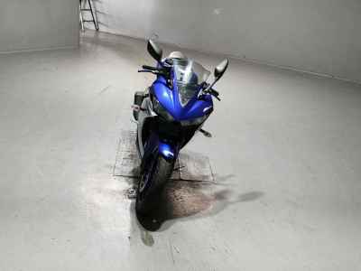 Yamaha YZF-R25 2015