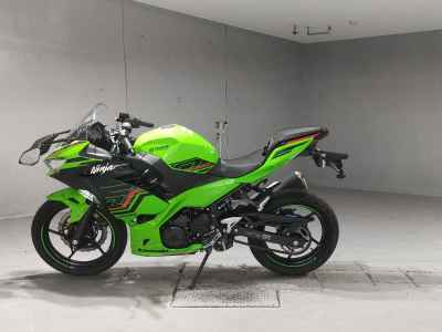 Kawasaki Ninja 400 2024