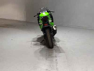 Kawasaki Ninja 400 2024