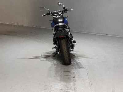 Kawasaki Z900RS 2023