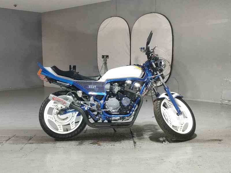 Honda CBX400F 2005