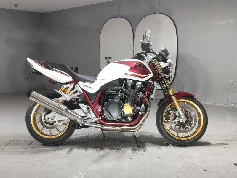 Honda CB1300SF 2022