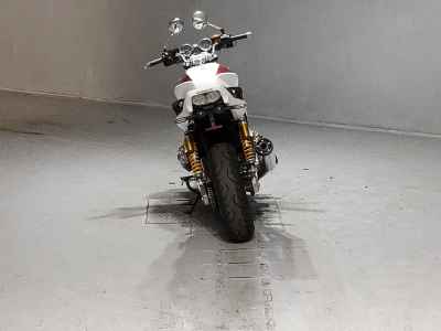 Honda CB1300SF 2022
