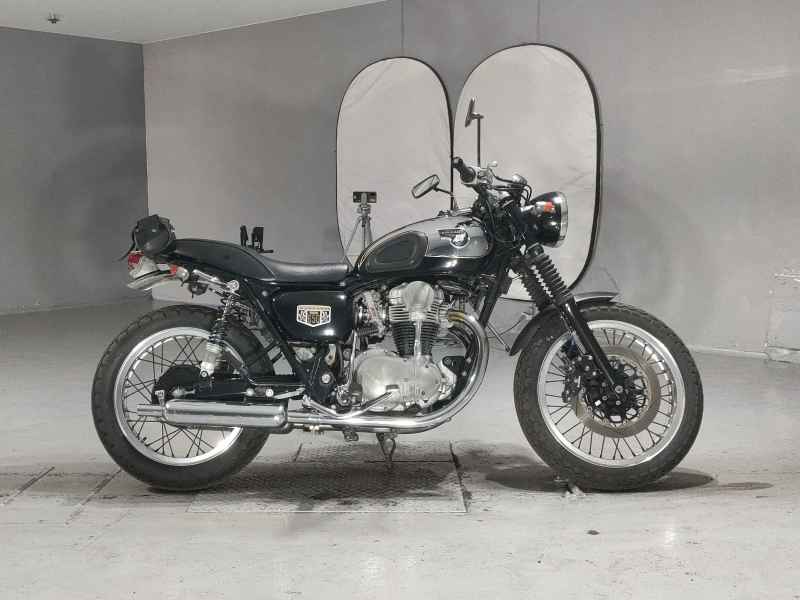 Kawasaki W650 2005