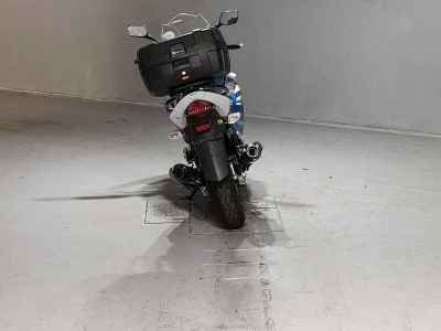 Suzuki GSR250F