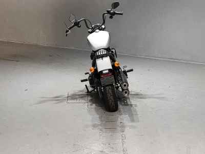 Harley-Davidson Street Bob FXBBS1870 2021