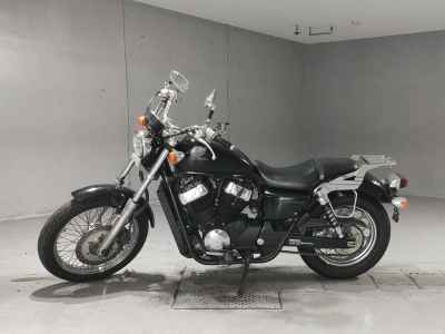 Honda VT400S 2013