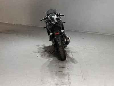 Yamaha YZF-R25 2017