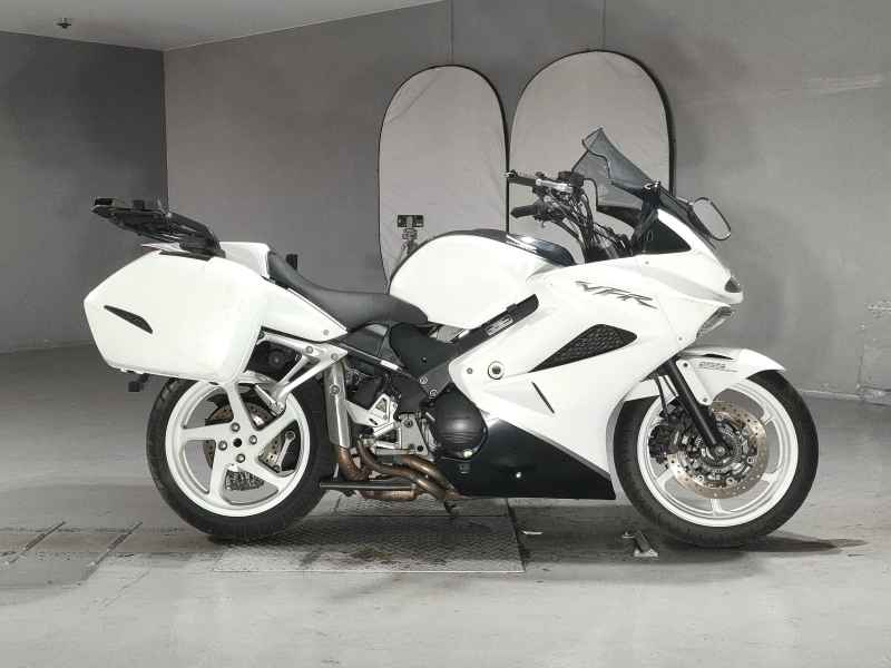 Honda VFR800F 2009