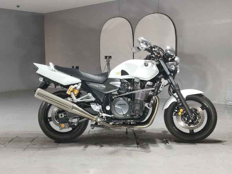 Yamaha XJR1300 2014