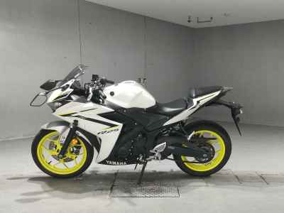 Yamaha YZF-R25 2018