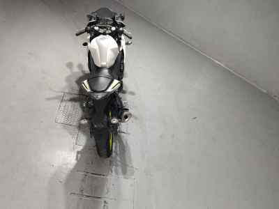 Yamaha YZF-R25 2018