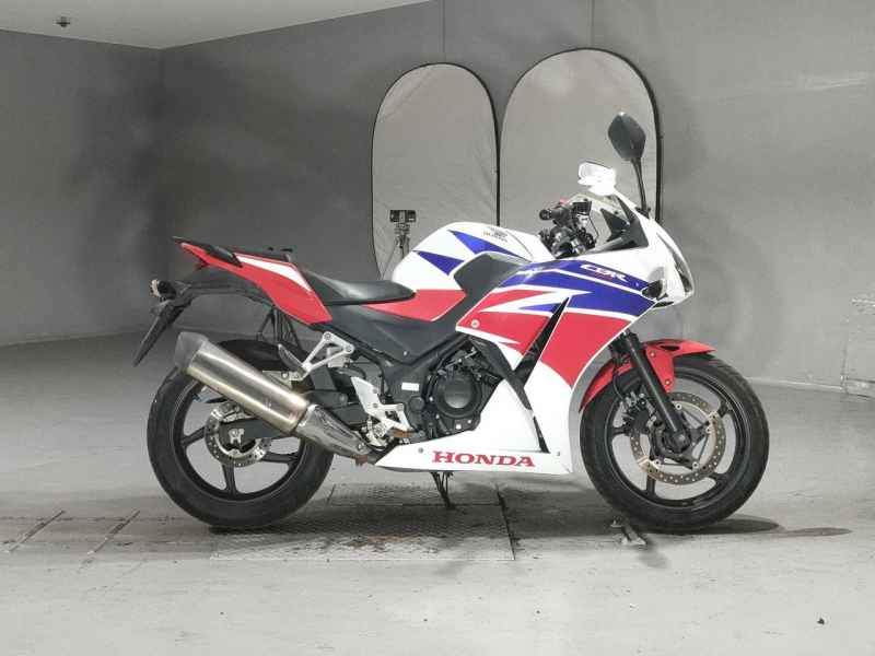 Honda CBR250R 2015