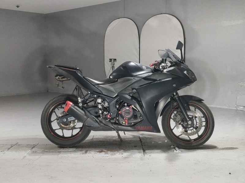 Yamaha YZF-R3 2018