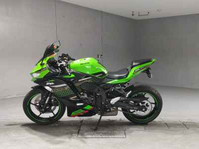 Kawasaki Ninja ZX-25R KRT Edition 2021