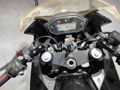 Honda CBR400R 2014