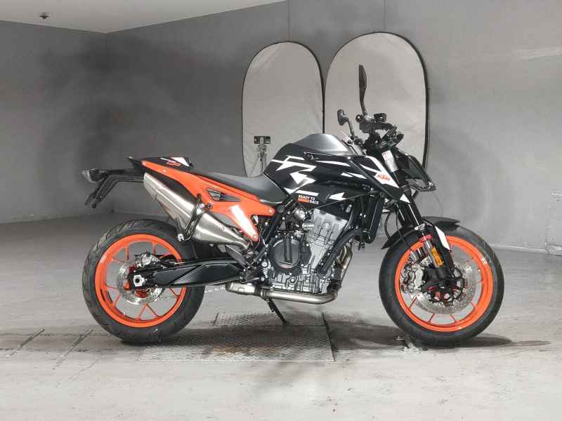 KTM 890 Duke GP