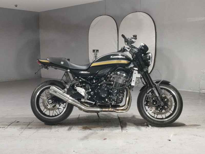 Kawasaki Z900RS 2022