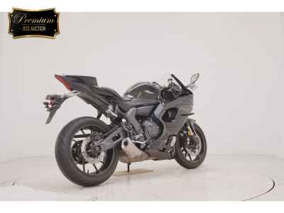 Yamaha YZF-R7 2022