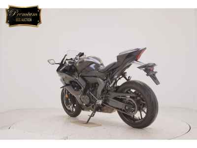 Yamaha YZF-R7 2022
